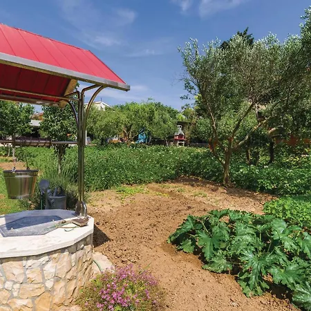 Holiday Home Privlaka V * Privlaka (Zadar)