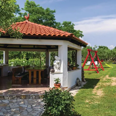 Holiday Home Privlaka V